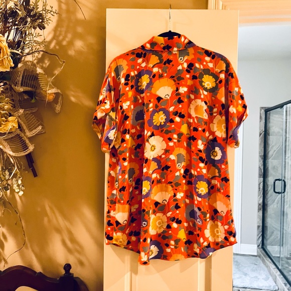 Cabi Replay Top Orange with Flowers - Picture 3 of 7